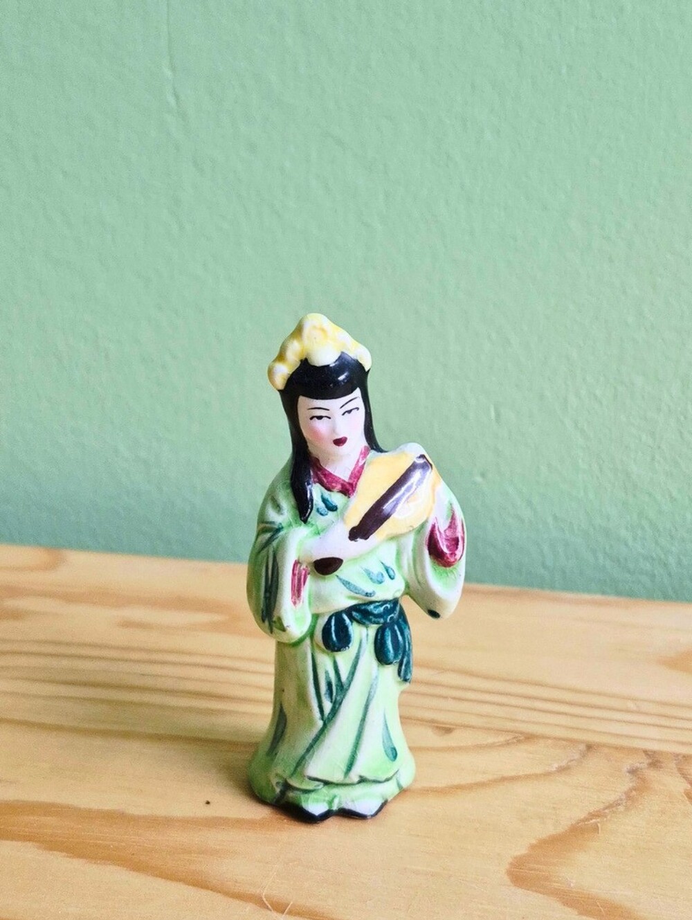 Vintage Hand-Painted Japanese Geisha Girl Porcelain Salt Shaker